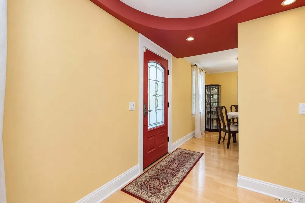 245 Old Mamaroneck Road White Plains, NY 10605