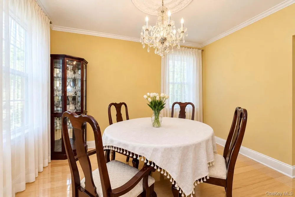 245 Old Mamaroneck Road White Plains, NY 10605