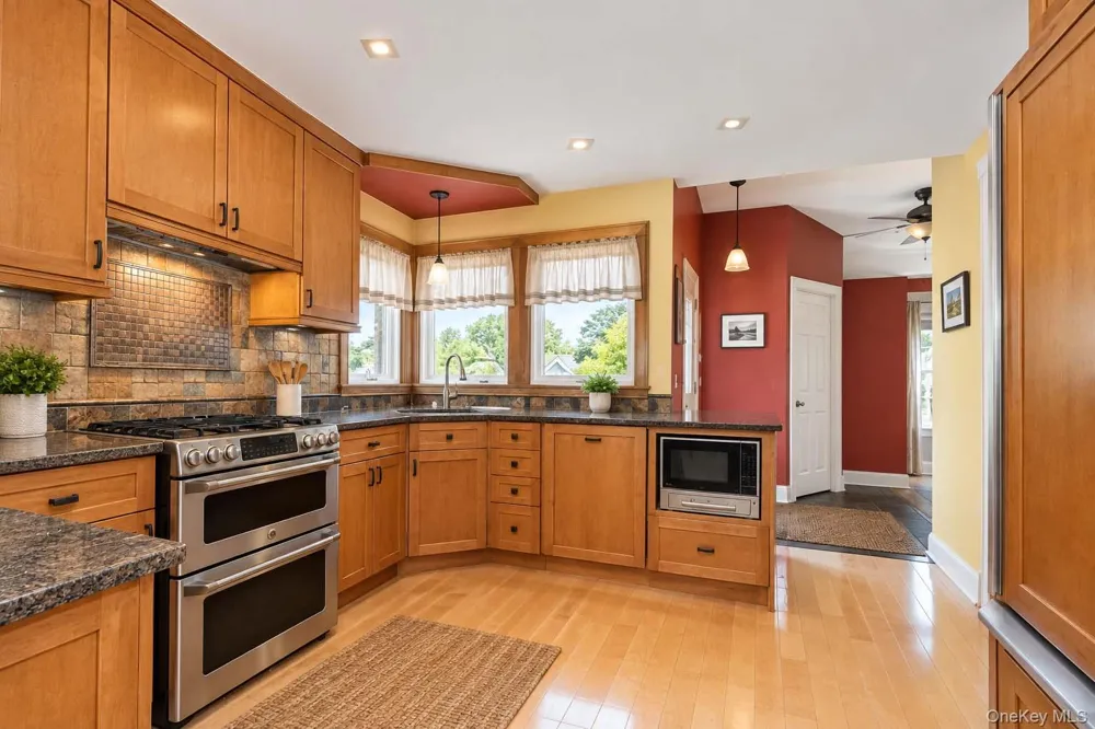 245 Old Mamaroneck Road White Plains, NY 10605