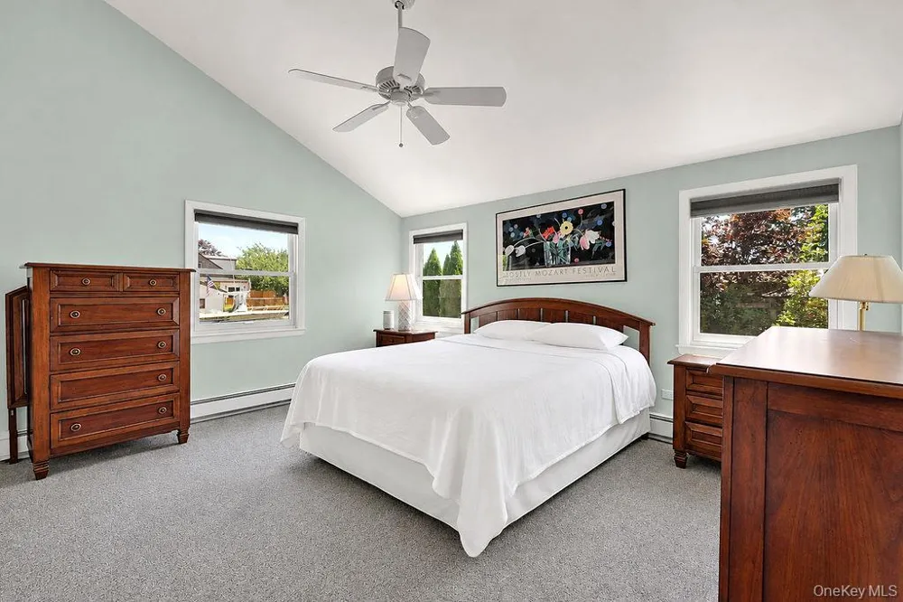 8 Stuart Avenue Amityville, NY 11701