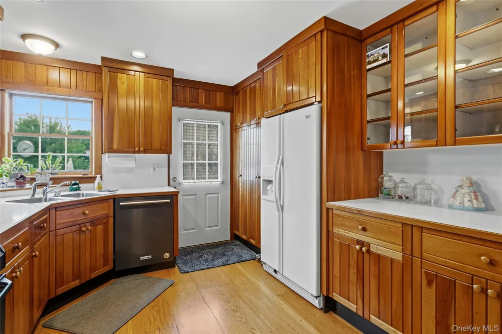 60 Livingston Avenue Valhalla, NY 10595