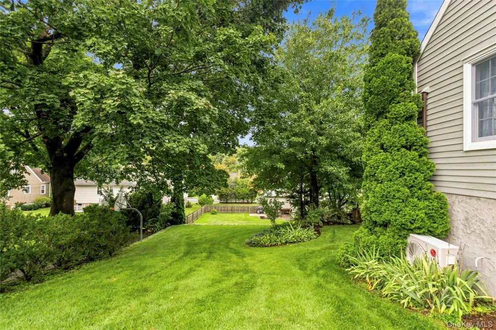 60 Livingston Avenue Valhalla, NY 10595