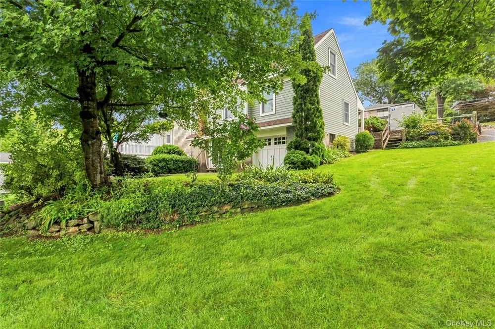 60 Livingston Avenue Valhalla, NY 10595