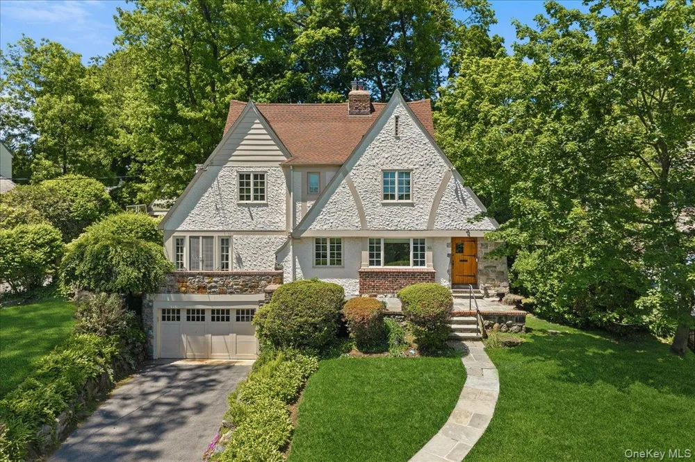 311 Lyncroft Road New Rochelle, NY 10804