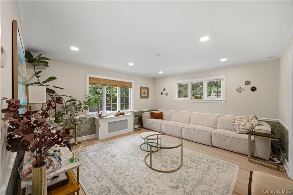 311 Lyncroft Road New Rochelle, NY 10804