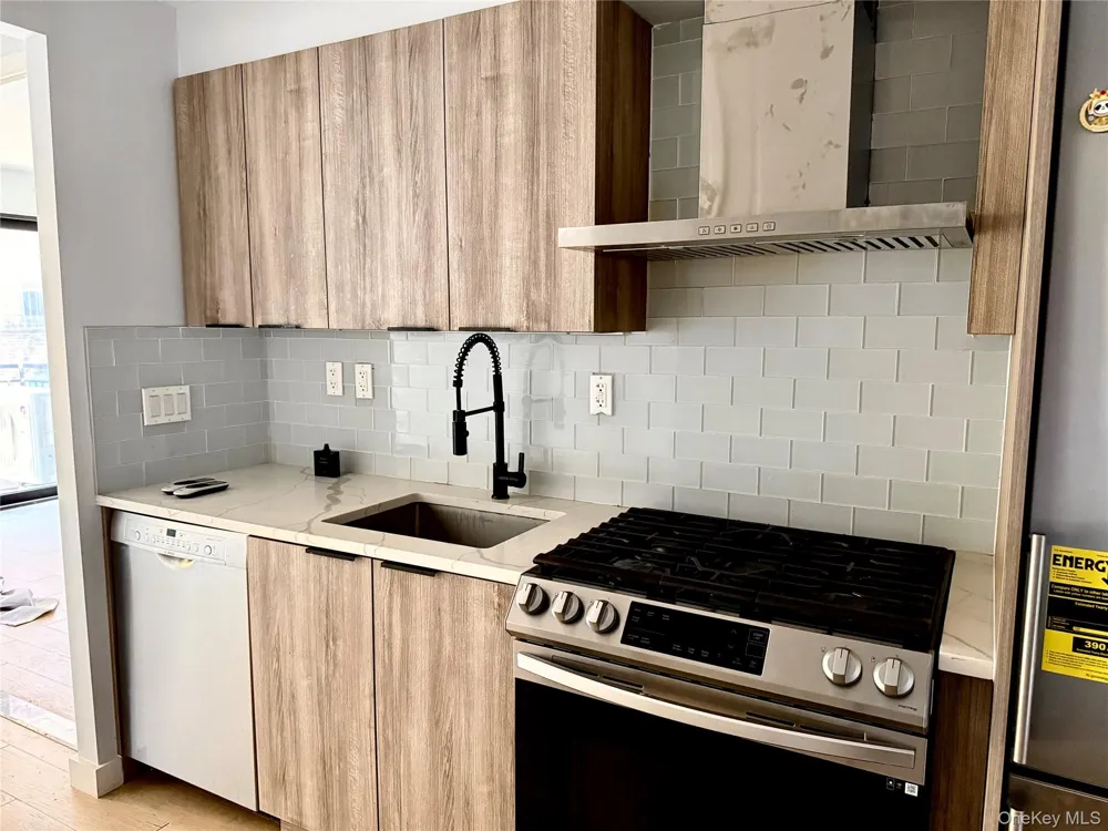 37-32 89 STREET #4D Jackson Heights, NY 11372