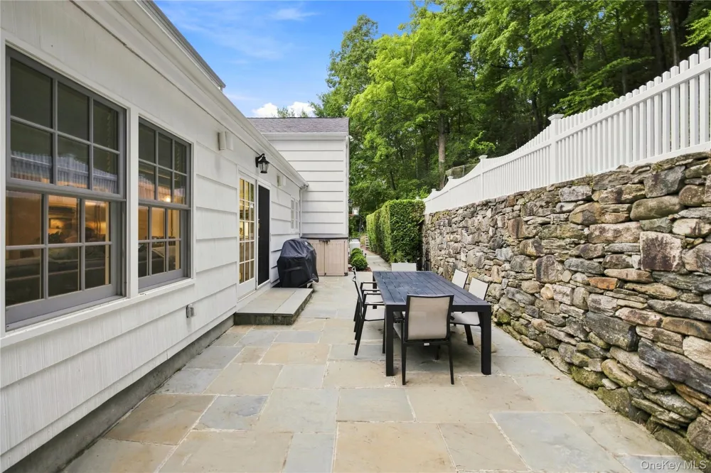 53 W Orchard Road Chappaqua, NY 10514