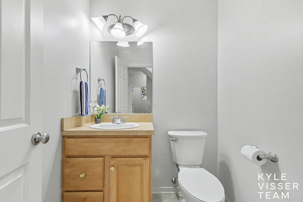 3315 Falcon Ridge Drive NE Grand Rapids, MI 49525
