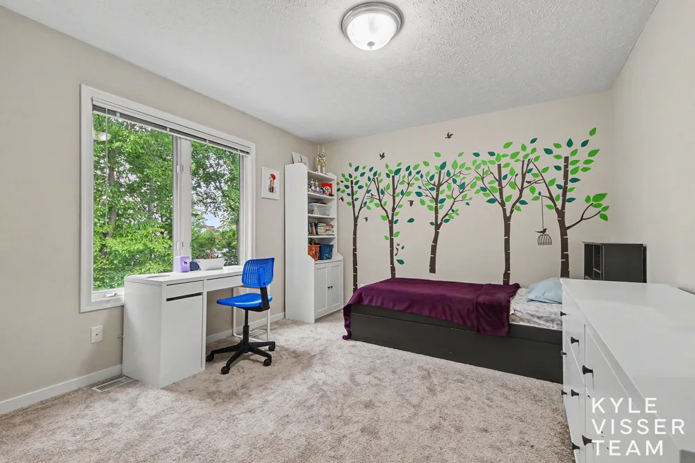 3315 Falcon Ridge Drive NE Grand Rapids, MI 49525