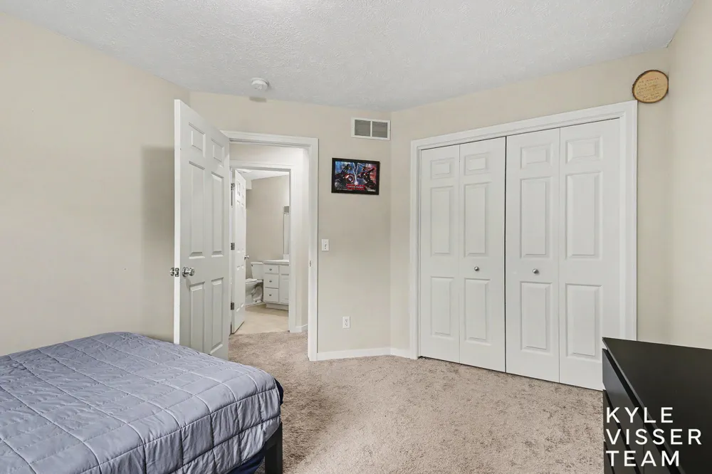 3315 Falcon Ridge Drive NE Grand Rapids, MI 49525