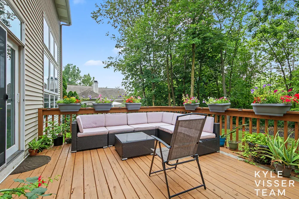 3315 Falcon Ridge Drive NE Grand Rapids, MI 49525