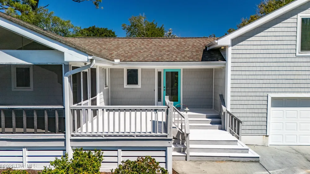 213 Mansfield Parkway Morehead City, NC 28557