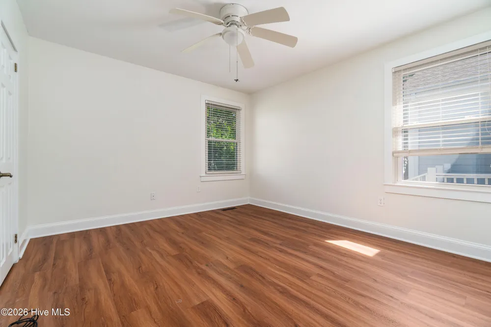 213 Mansfield Parkway Morehead City, NC 28557
