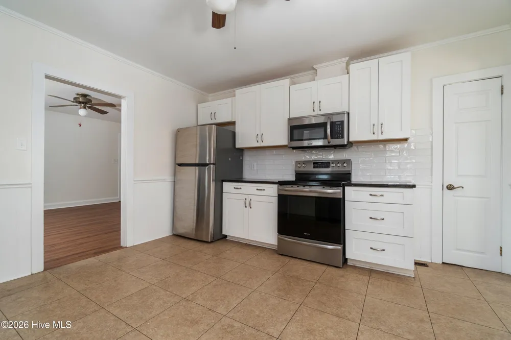 213 Mansfield Parkway Morehead City, NC 28557