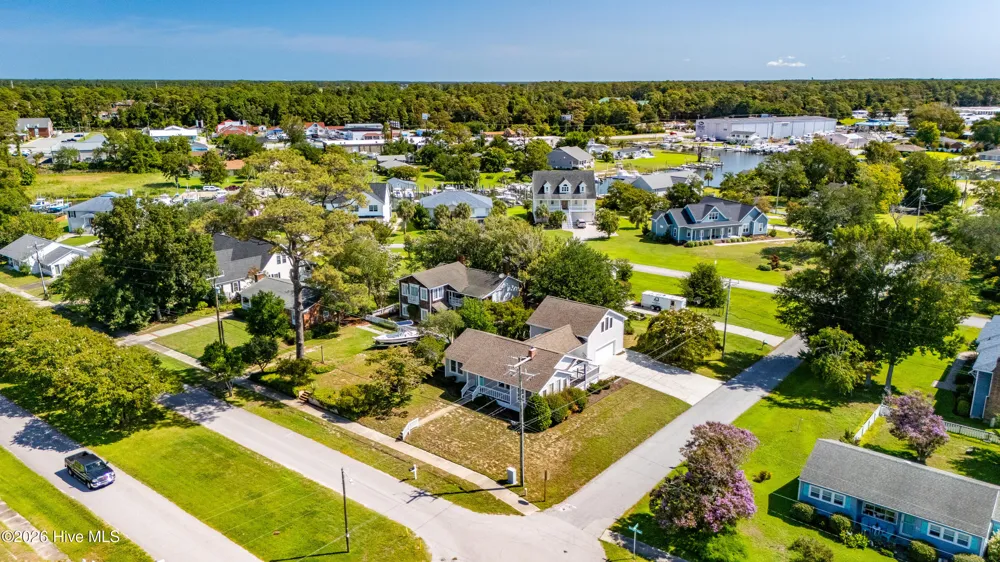 213 Mansfield Parkway Morehead City, NC 28557