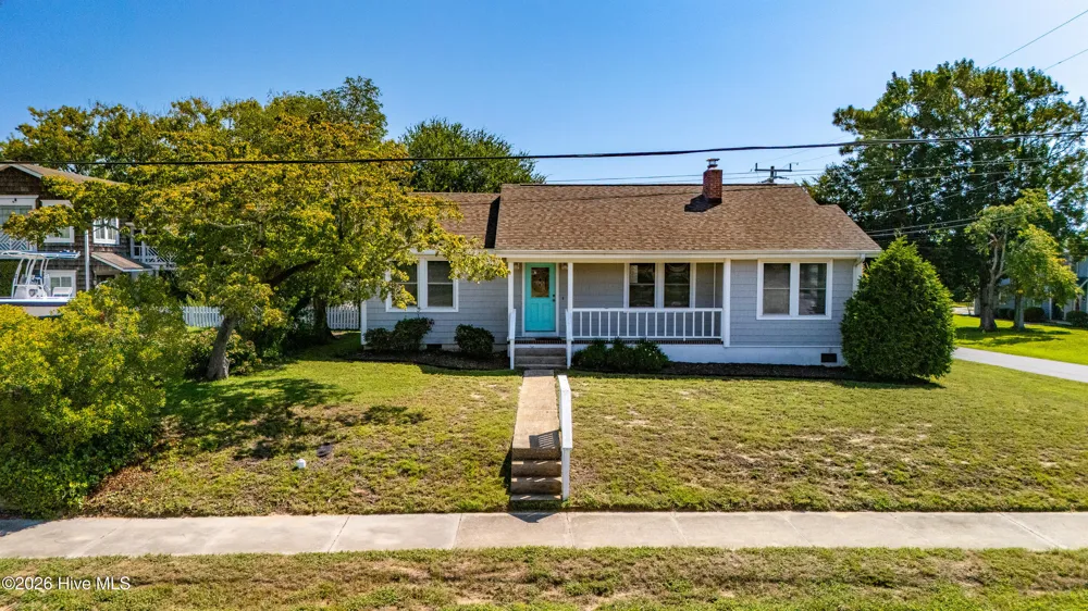 213 Mansfield Parkway Morehead City, NC 28557