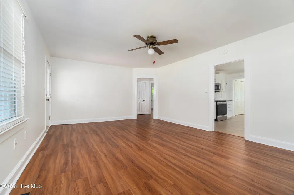 213 Mansfield Parkway Morehead City, NC 28557