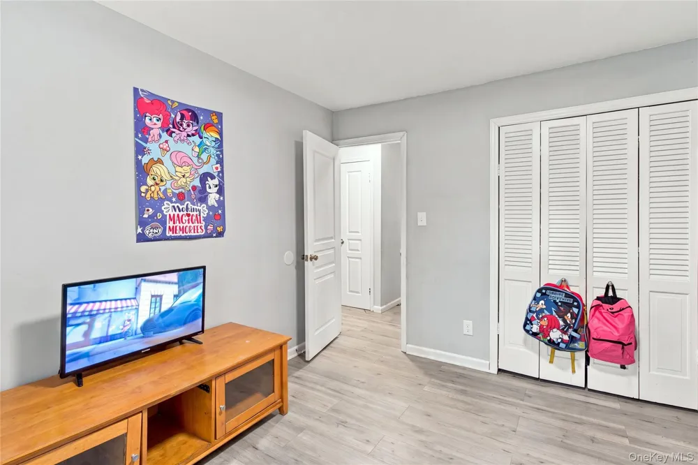 15 Nathan Place Huntington Station, NY 11746