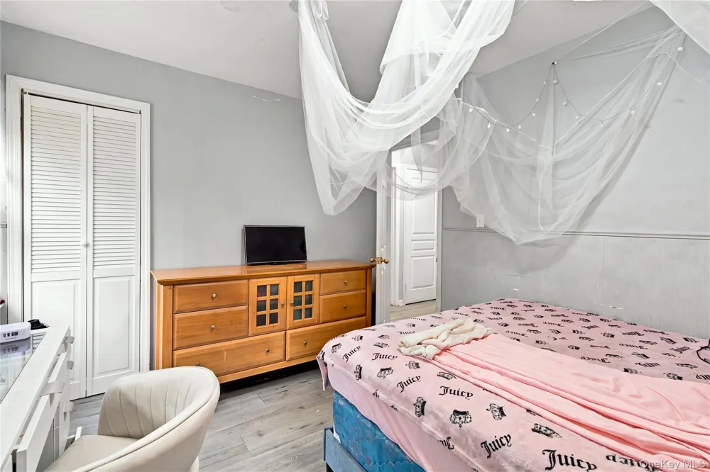 15 Nathan Place Huntington Station, NY 11746