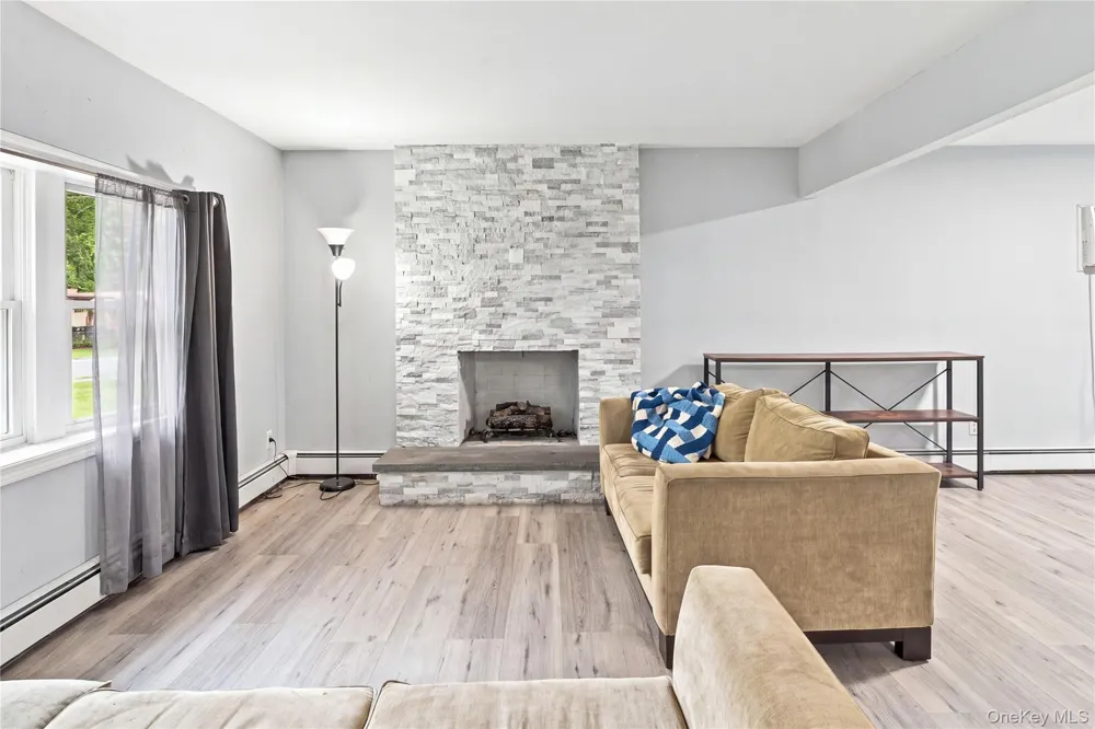 15 Nathan Place Huntington Station, NY 11746