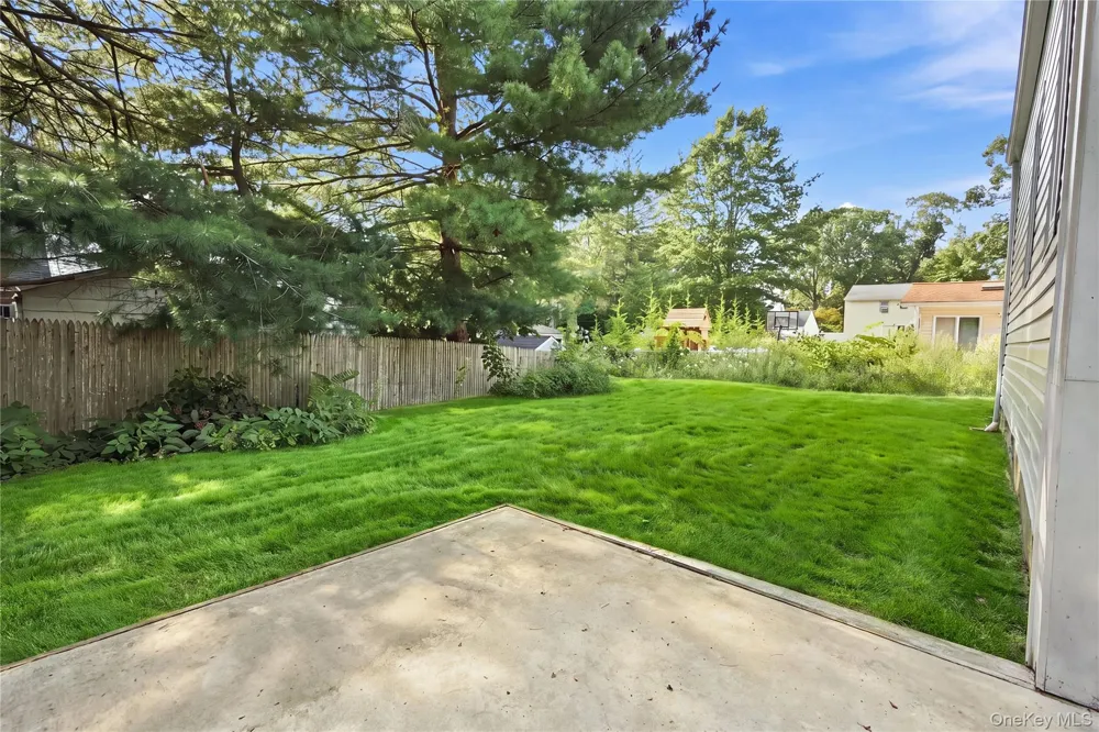 15 Nathan Place Huntington Station, NY 11746