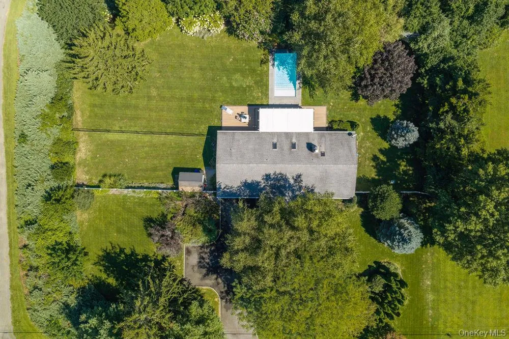 2080 Elijahs Lane Mattituck, NY 11952