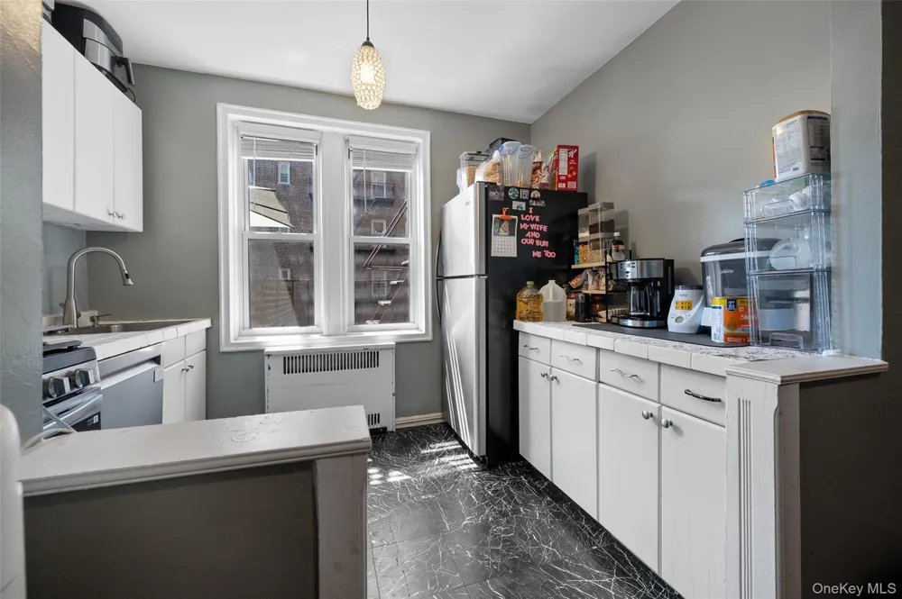 84-49 168th Street #2U Jamaica, NY 11432