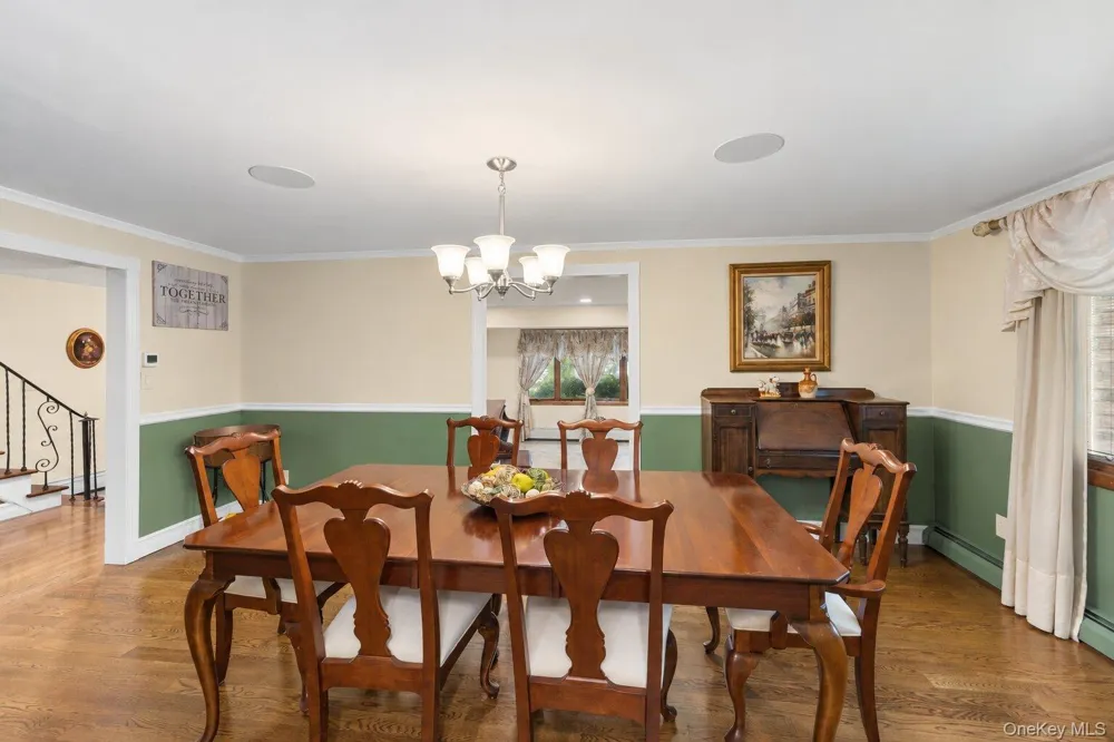 138 Main Avenue Lake Grove, NY 11755
