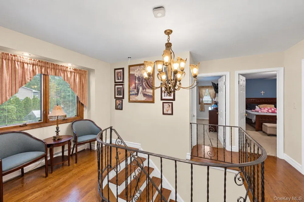 138 Main Avenue Lake Grove, NY 11755