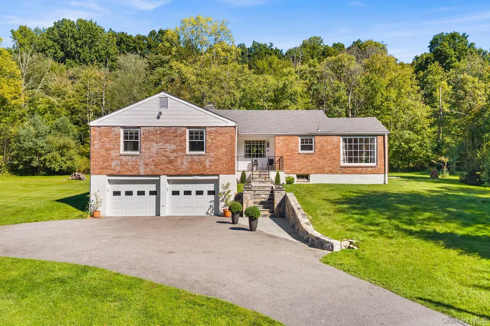 14 Lake Road Katonah, NY 10536