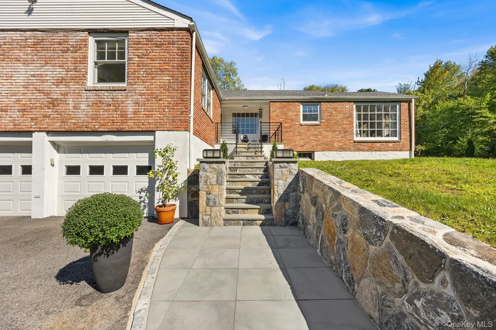14 Lake Road Katonah, NY 10536