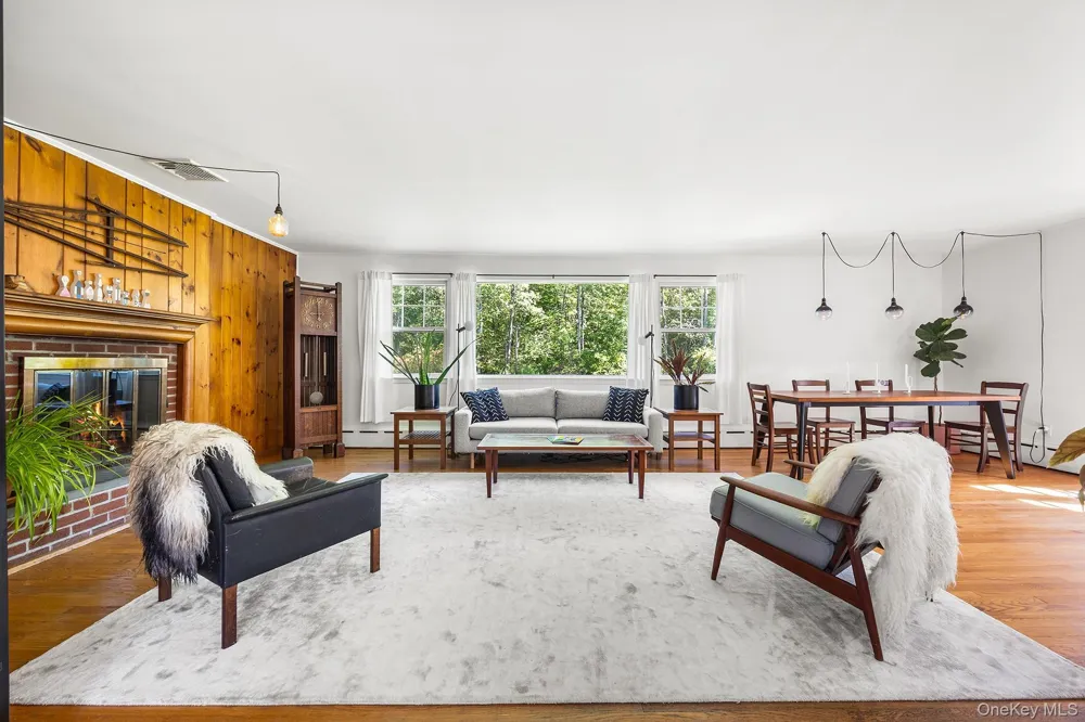 14 Lake Road Katonah, NY 10536