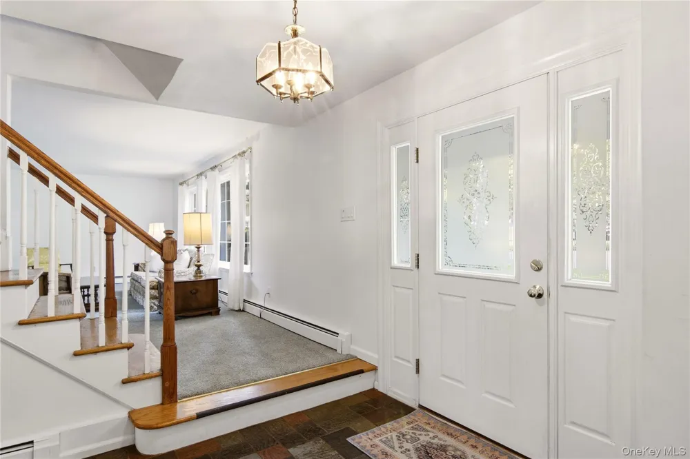 4 Farmington Court Huntington Station, NY 11746