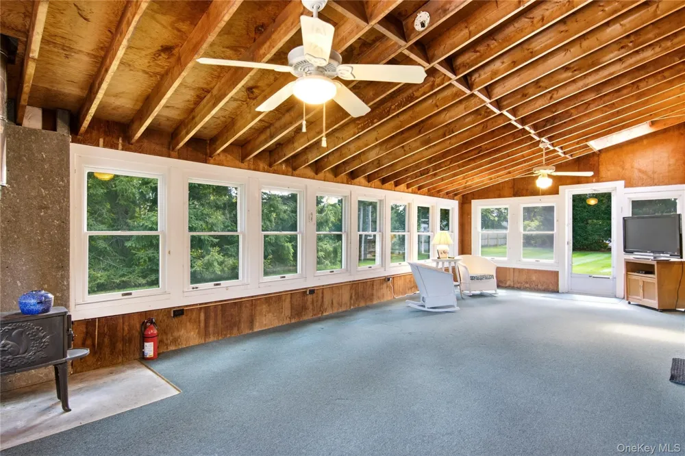 4 Farmington Court Huntington Station, NY 11746