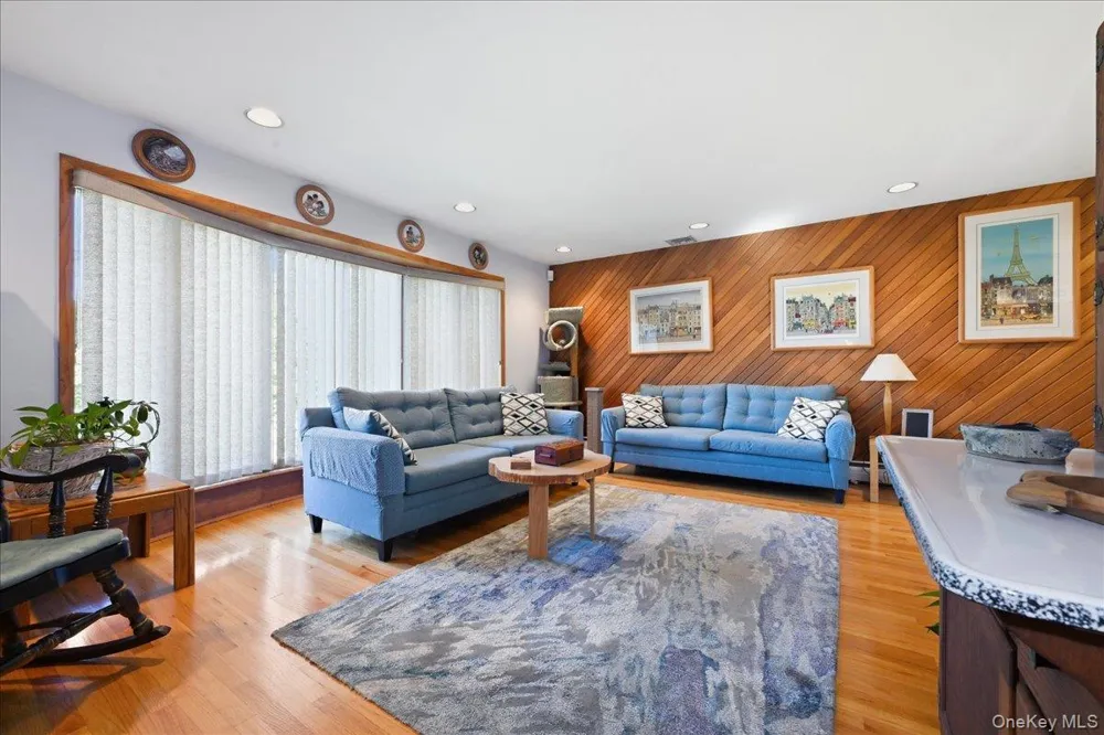 2484 Kayron Lane North Bellmore, NY 11710