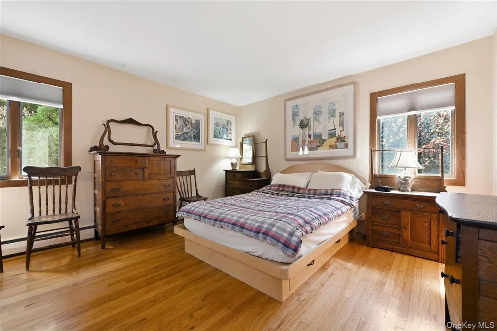 2484 Kayron Lane North Bellmore, NY 11710