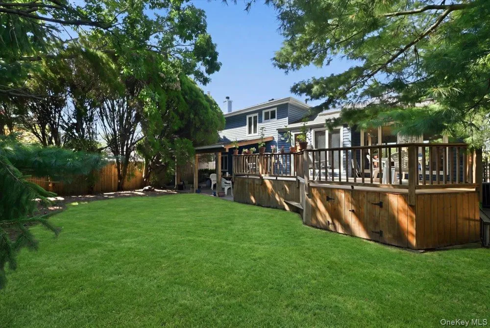 2484 Kayron Lane North Bellmore, NY 11710
