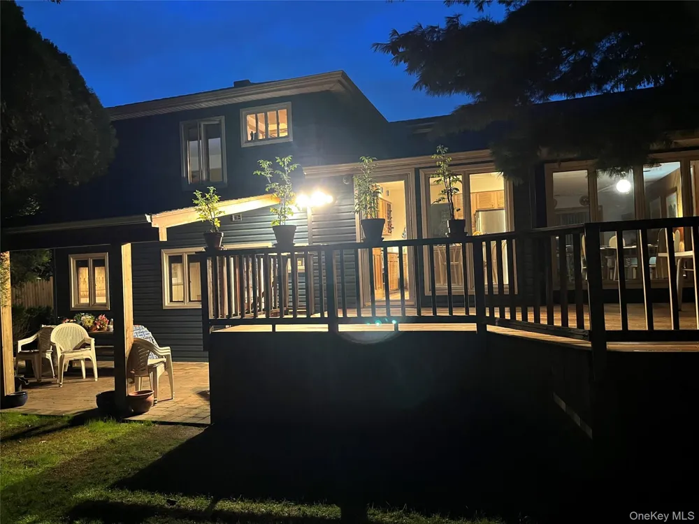 2484 Kayron Lane North Bellmore, NY 11710