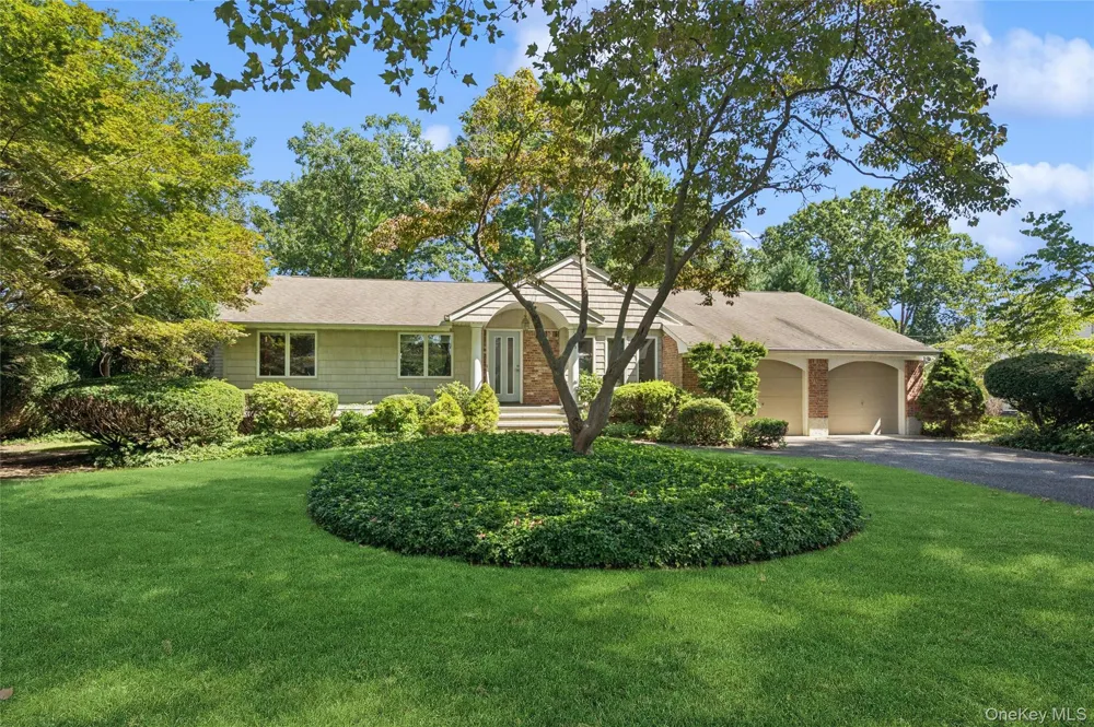 5 Kenny Street Smithtown, NY 11788