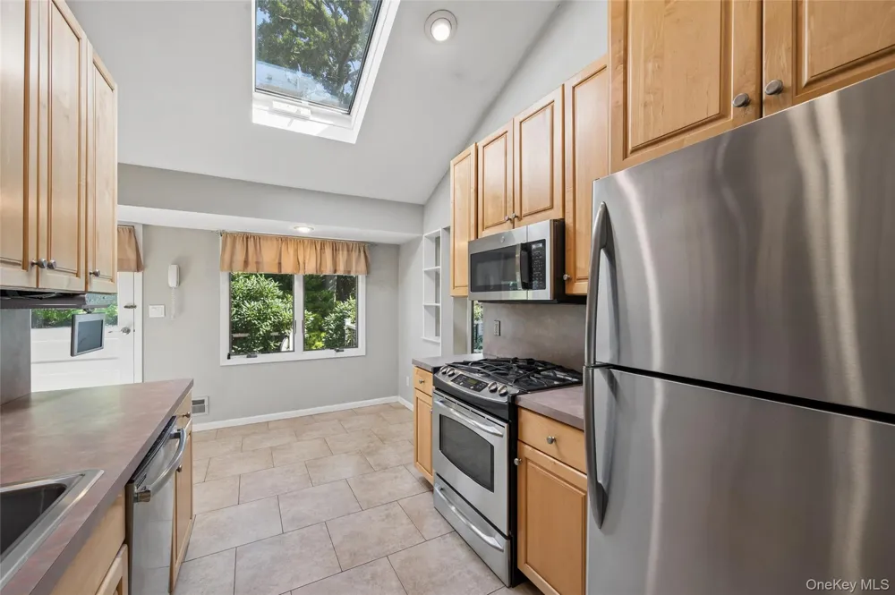 5 Kenny Street Smithtown, NY 11788