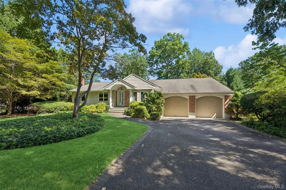 5 Kenny Street Smithtown, NY 11788