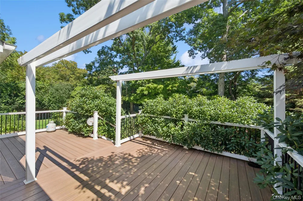 5 Kenny Street Smithtown, NY 11788