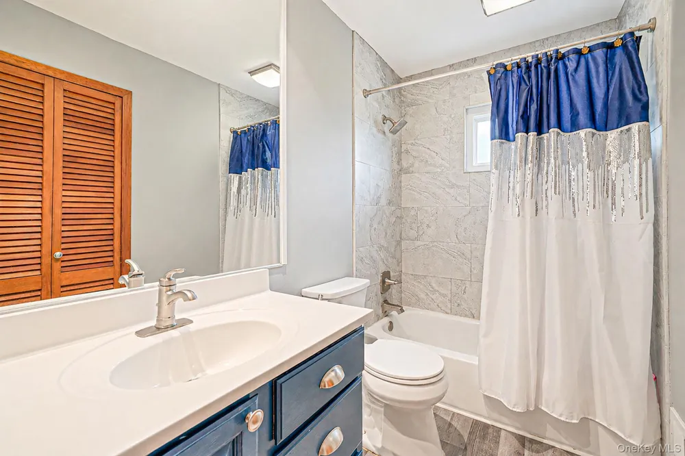 285 W 9th Street Deer Park, NY 11729