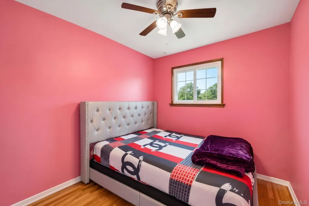 285 W 9th Street Deer Park, NY 11729