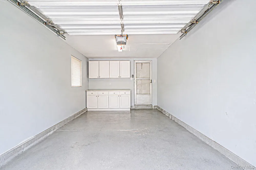 285 W 9th Street Deer Park, NY 11729