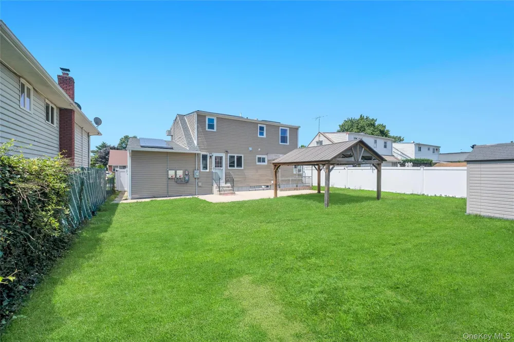 165 Wilfred Boulevard Hicksville, NY 11801