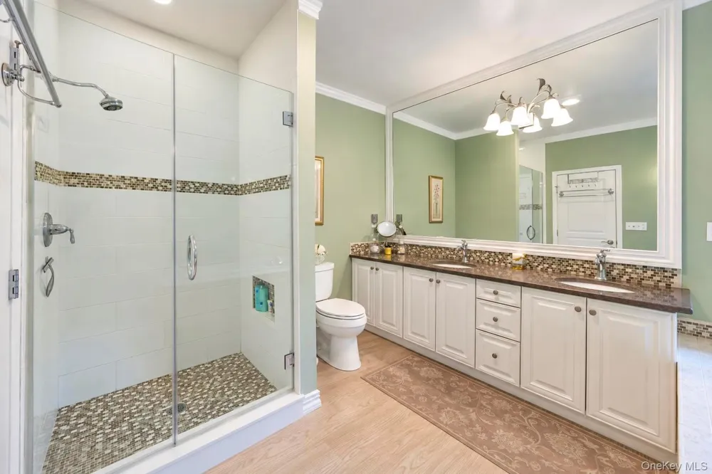 7 Wood Hollow Drive Westhampton, NY 11977