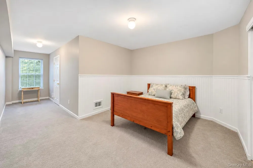7 Wood Hollow Drive Westhampton, NY 11977