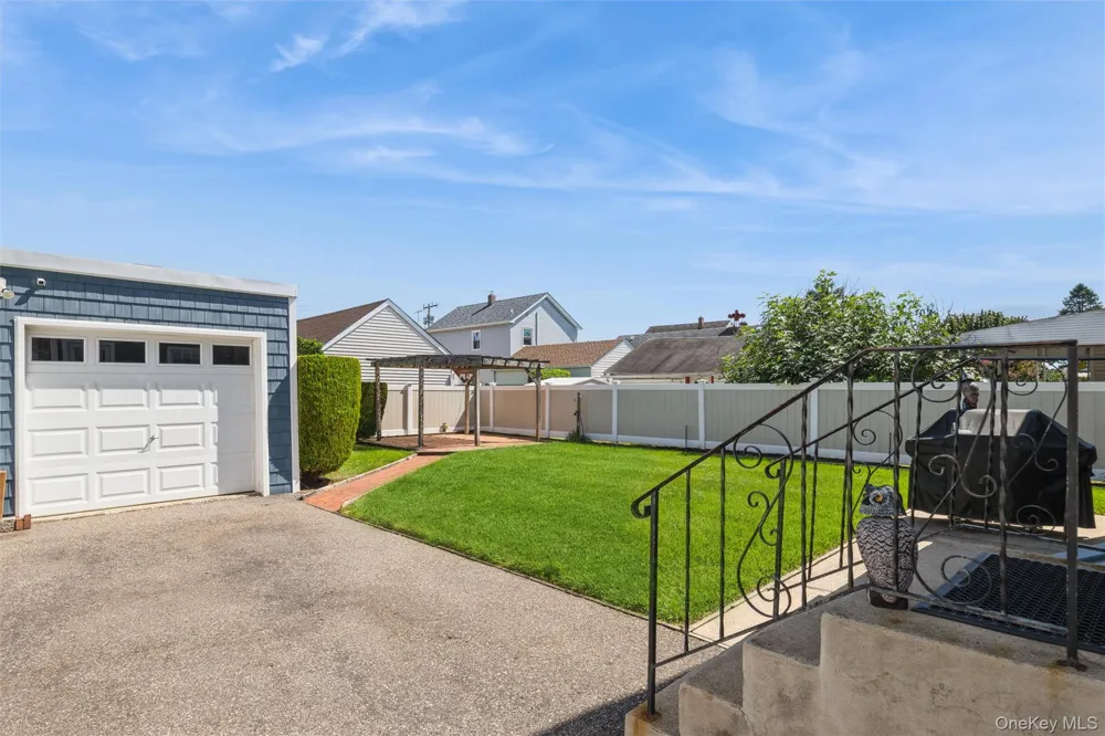 99 Barwick Street Floral Park, NY 11001