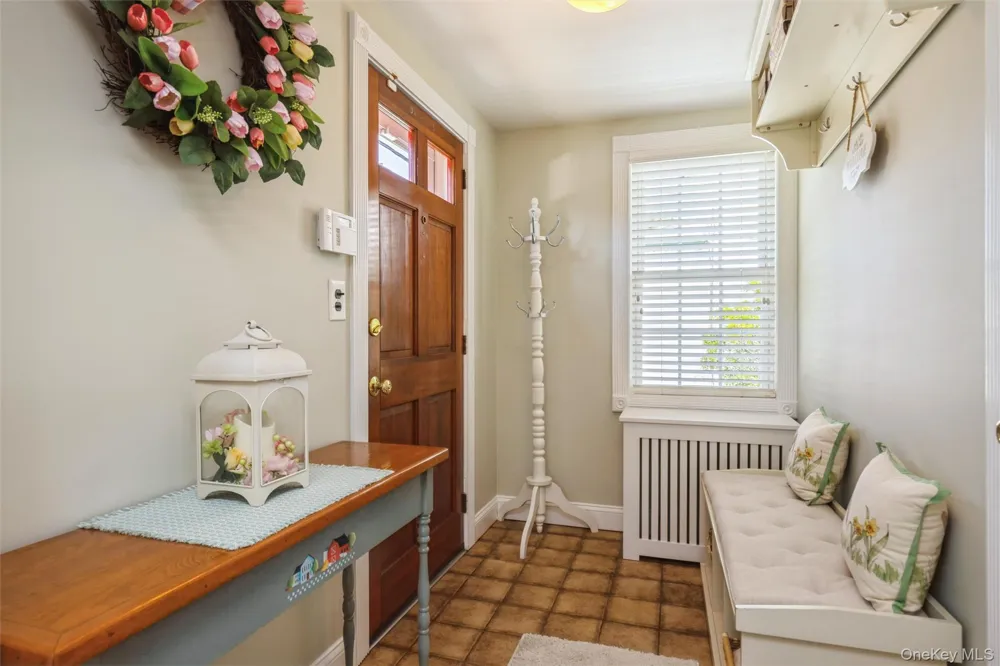 99 Barwick Street Floral Park, NY 11001